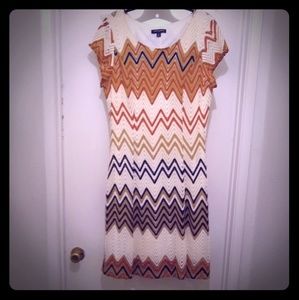 Sharagano Chevron print dress